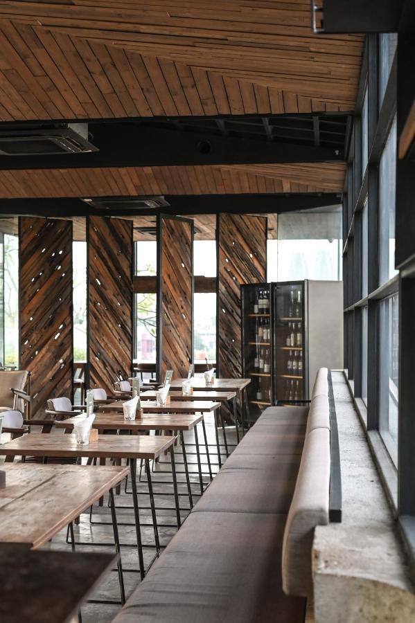 Miers Kuningan, Artotel Curated Jakarta Extérieur photo